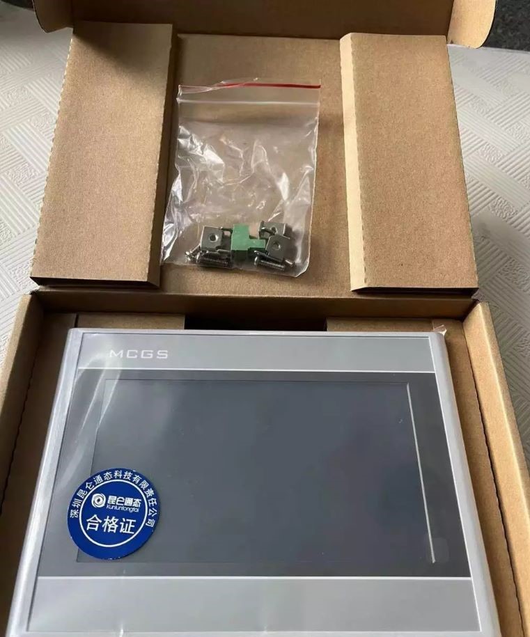 数控行业使用的触摸屏型号 TPC1031Ni